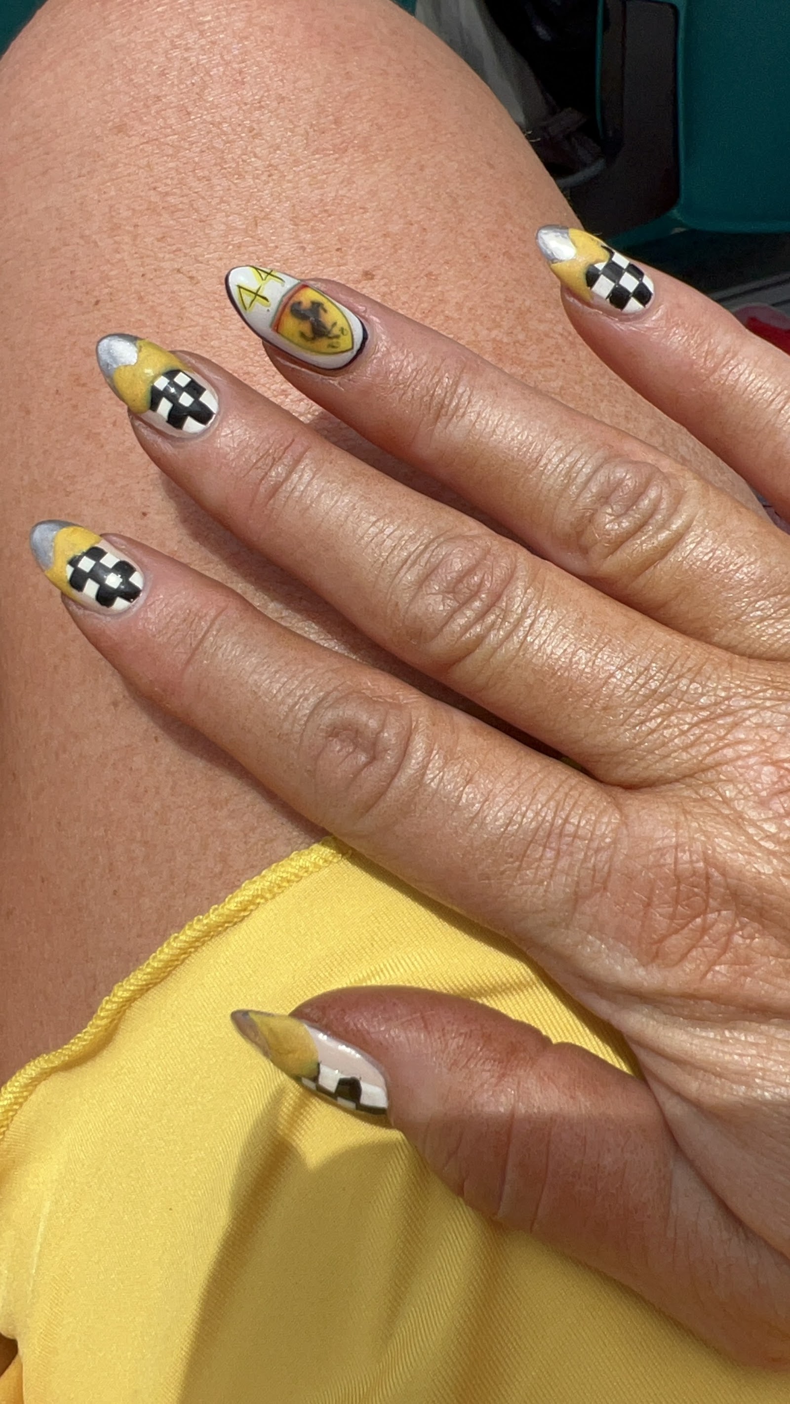 Laura’s Nail Lounge nail photo 8